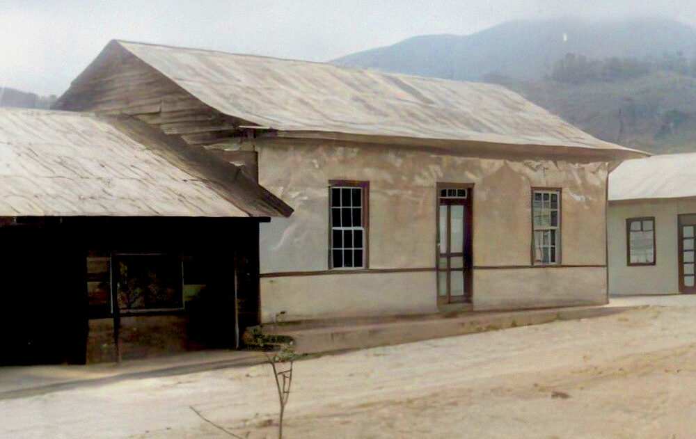 antigua casa donde actualmente se ubican las oficinas centrales en san marcos de tarrazú